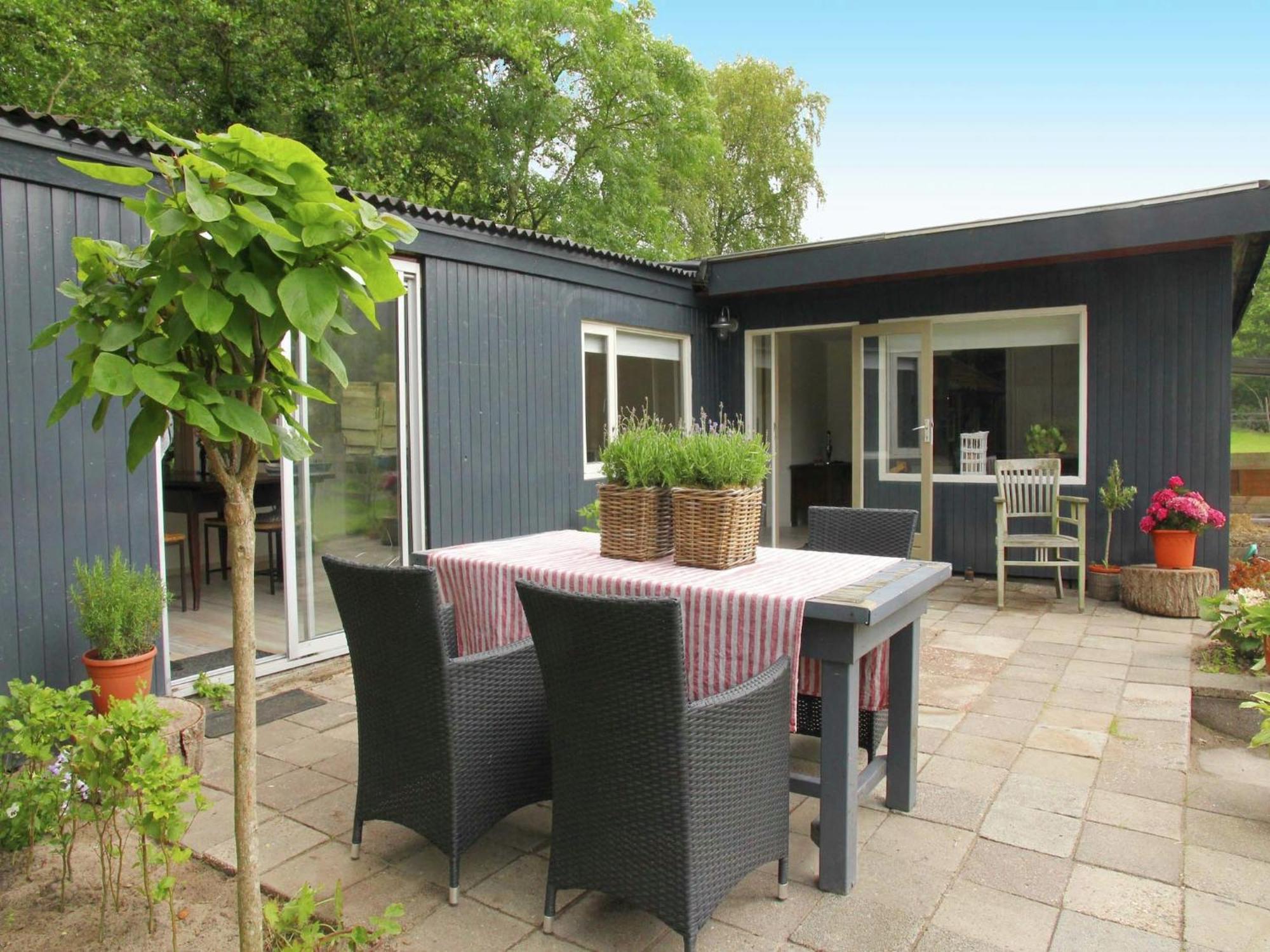 Cozy Cottage In Bergen With Terrace Buitenkant foto